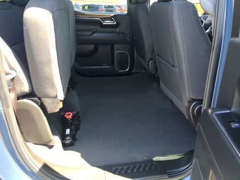 Used 2024 Chevrolet Silverado 1500 LT AWD/4WD image 17