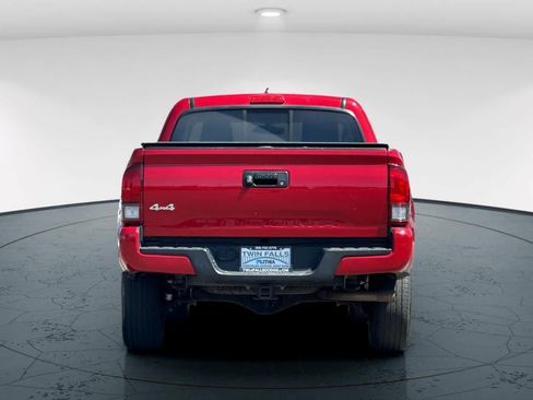 Used 2022 Toyota Tacoma SR w/ SR Convenience Package AWD/4WD image 7