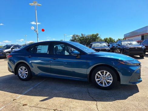 New 2026 Toyota Camry LE image 3