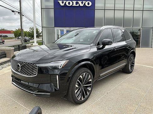 New 2026 Volvo XC90 B6 Ultra w/ Protection Package Premier AWD/4WD image 3