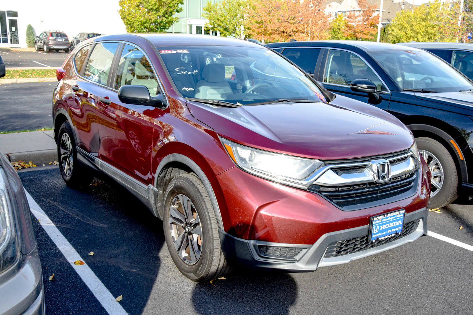 Used 2018 Honda CR-V LX image 4