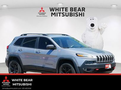 Used 2017 Jeep Cherokee Trailhawk w/ Comfort/Convenience Group