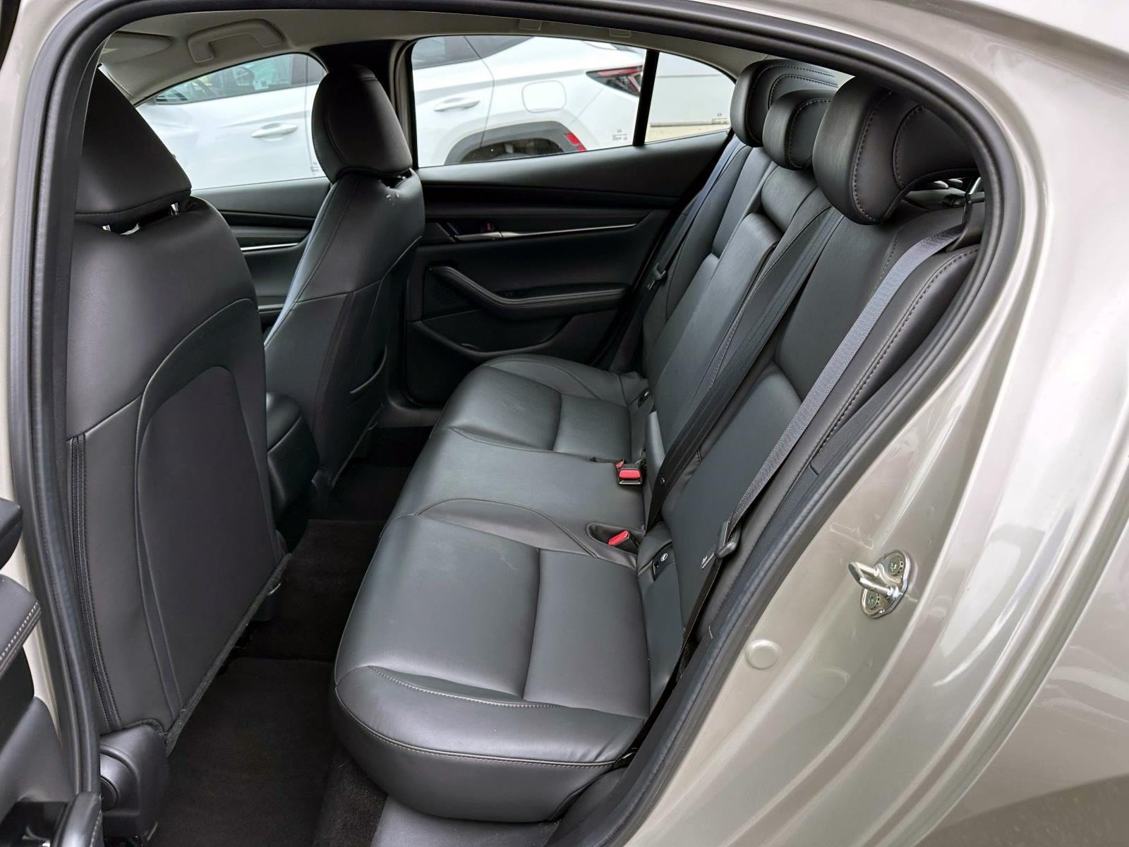 Used 2024 MAZDA MAZDA3 s FWD image 12