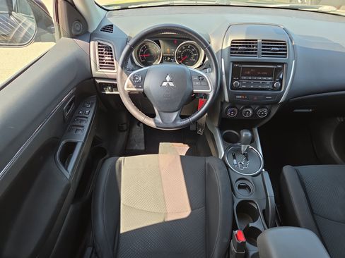 Used 2014 Mitsubishi Outlander Sport ES FWD image 12