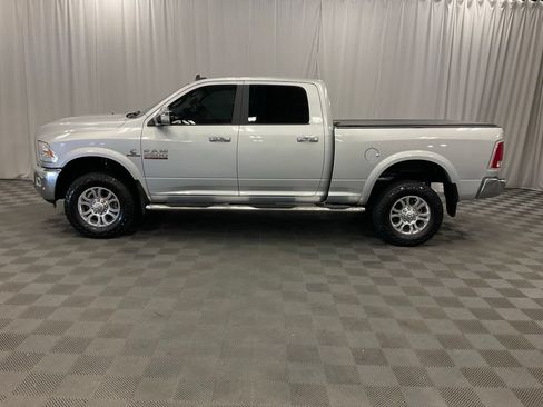 Used 2018 RAM 2500 Laramie w/ Convenience Group AWD/4WD image 8