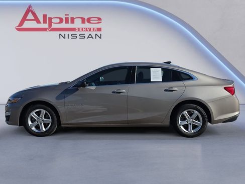 Used 2024 Chevrolet Malibu LS image 2