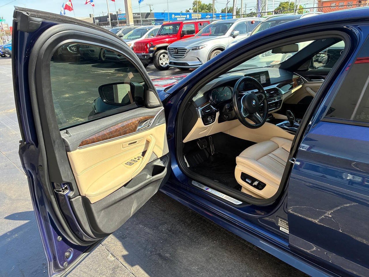 Used 2018 BMW M550i xDrive AWD/4WD image 7