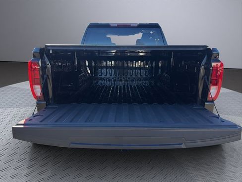 Used 2023 GMC Sierra 1500 Elevation image 24