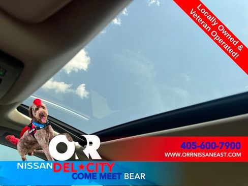 Used 2024 Nissan Rogue SL w/ SL Premium Package FWD image 30