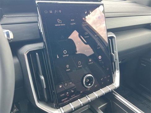 New 2026 GMC Acadia Elevation image 17