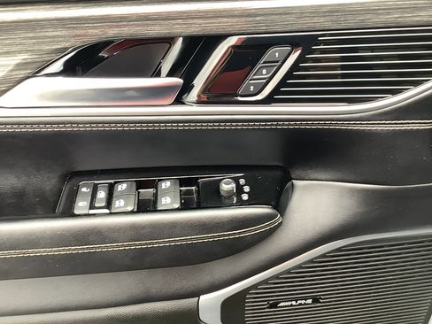 Used 2022 Jeep Wagoneer Series II image 12