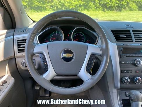 Used 2011 Chevrolet Traverse LT w/ Personal Connectivity Package FWD image 20