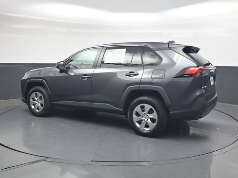 Used 2023 Toyota RAV4 LE AWD/4WD image 8