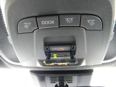 New 2026 Toyota Corolla SE FWD image 13