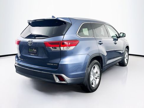 Used 2019 Toyota Highlander Limited image 9