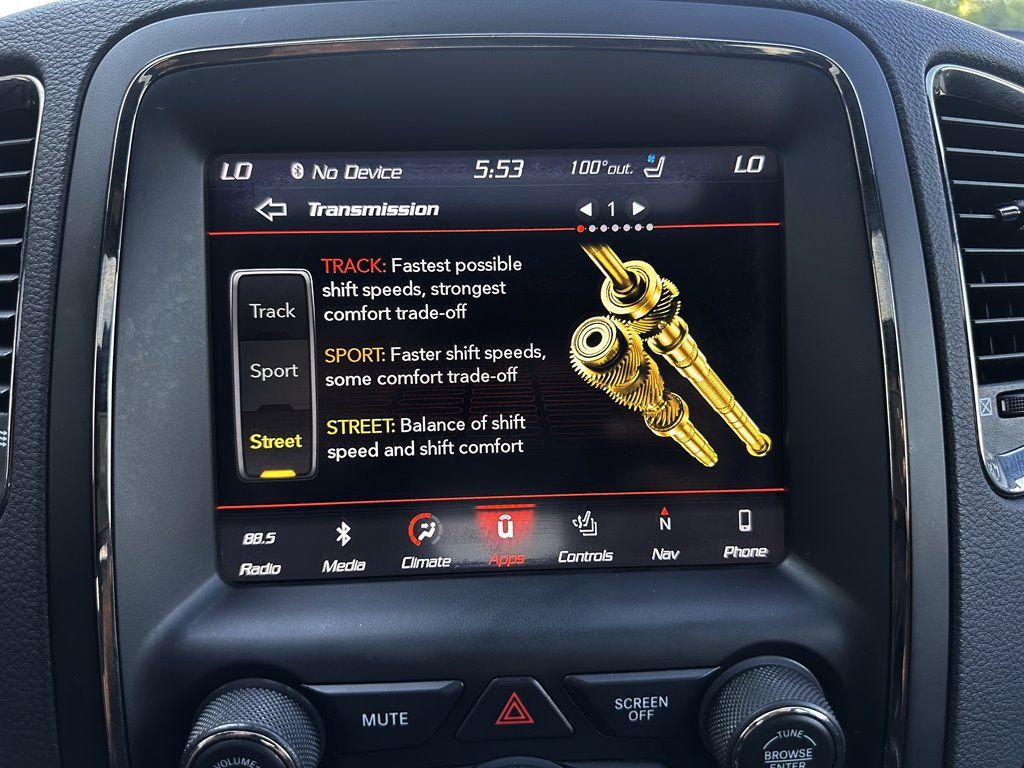 Used 2018 Dodge Durango SRT w/ Technology Group AWD/4WD image 16