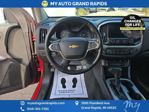 Used 2020 Chevrolet Colorado LT image 13