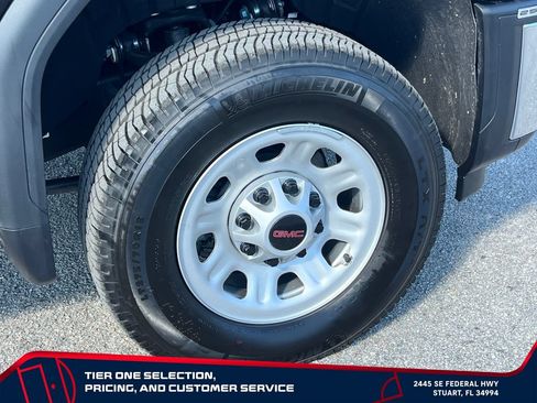 New 2025 GMC Sierra 2500 Pro AWD/4WD image 40
