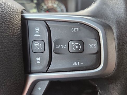 Used 2024 RAM 2500 Big Horn w/ Safety Group image 25