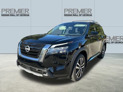 New 2025 Nissan Pathfinder Platinum w/ Cargo Package