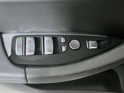 Used 2023 BMW X3 sDrive30i w/ Premium Package w/ZPA RWD image 17