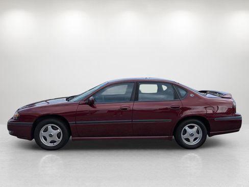 Used 2002 Chevrolet Impala LS w/ Preferred Equipment Group image 8
