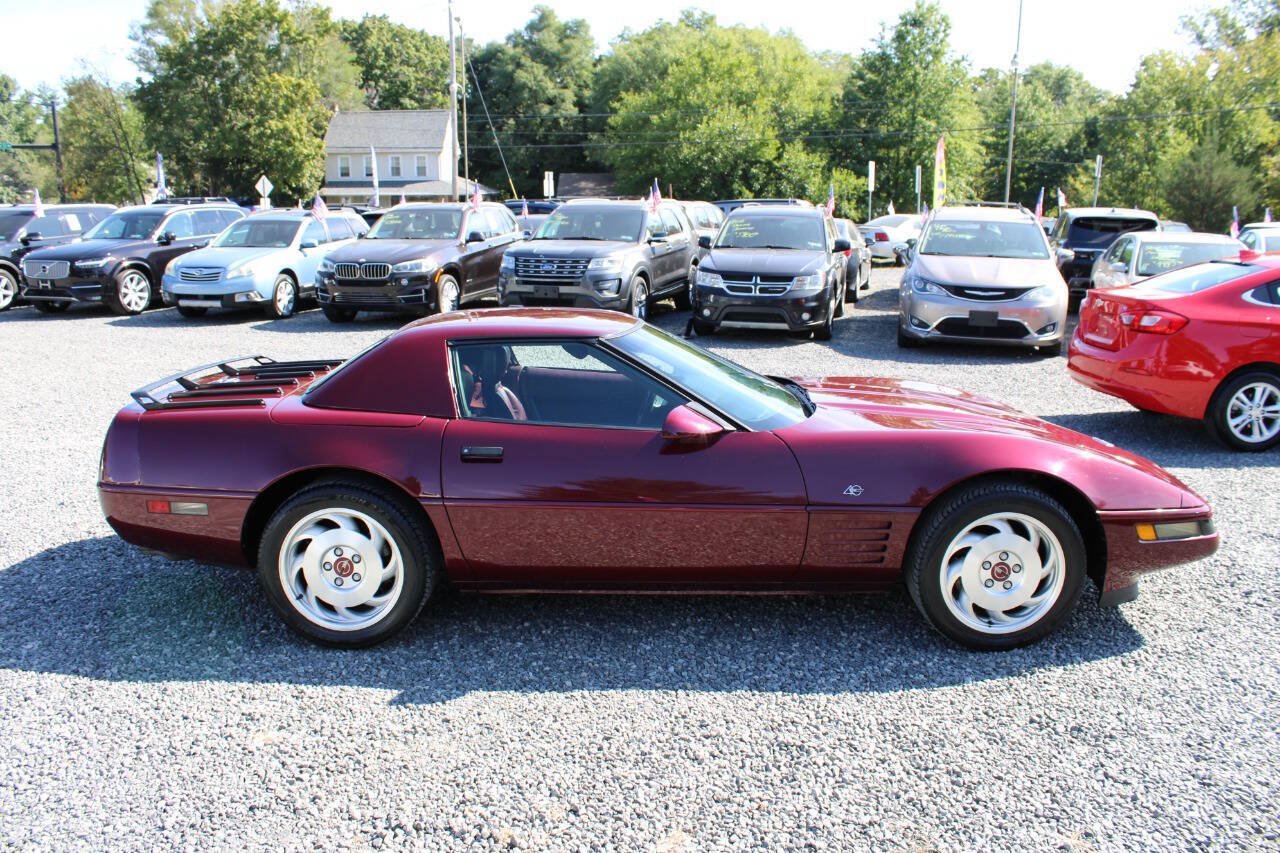 Used 1993 Chevrolet Corvette Convertible RWD image 6