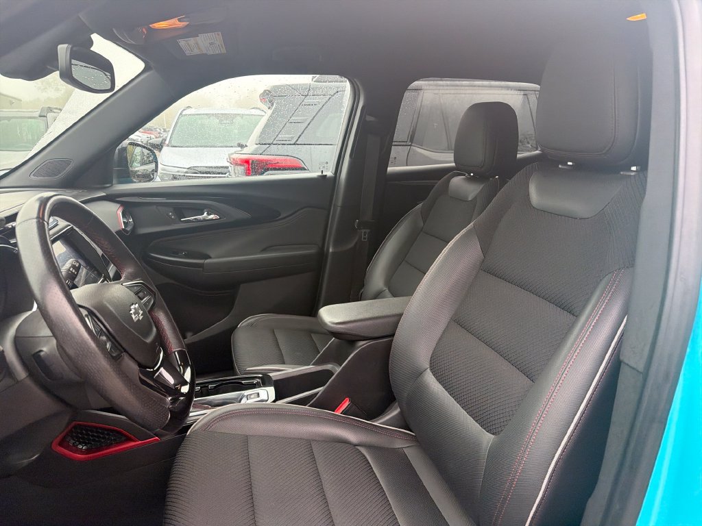 Used 2021 Chevrolet TrailBlazer RS w/ Convenience Package AWD/4WD image 26