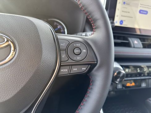 New 2025 Toyota RAV4 SE image 26