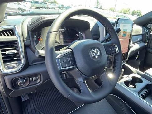 New 2026 RAM 3500 Laramie AWD/4WD image 32