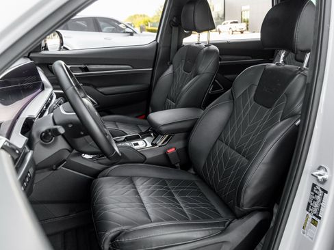 Used 2023 Kia Telluride SX Prestige X-Line image 5