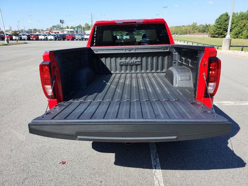 New 2026 GMC Sierra 1500 SLE AWD/4WD image 9