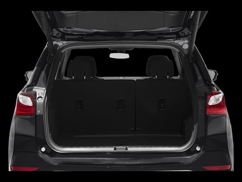 Used 2020 Chevrolet Equinox LT w/ Driver Convenience Package image 19