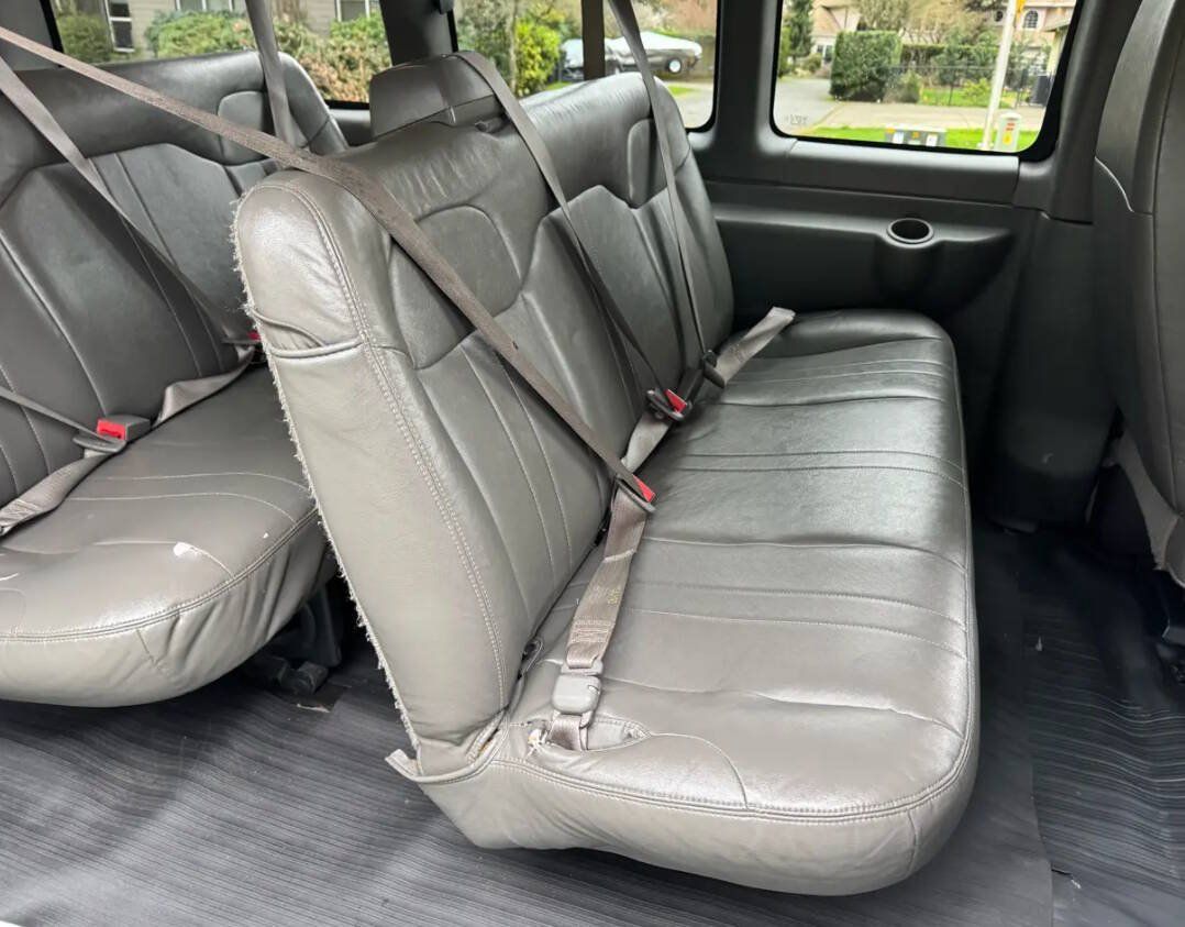 Used 2014 Chevrolet Express 2500 LS RWD image 12