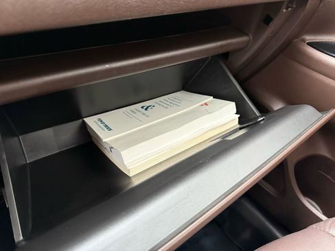 Used 2018 Mitsubishi Outlander SEL image 30