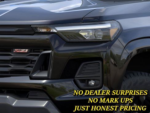 New 2026 Chevrolet Colorado Z71 w/ Midnight Edition AWD/4WD image 10