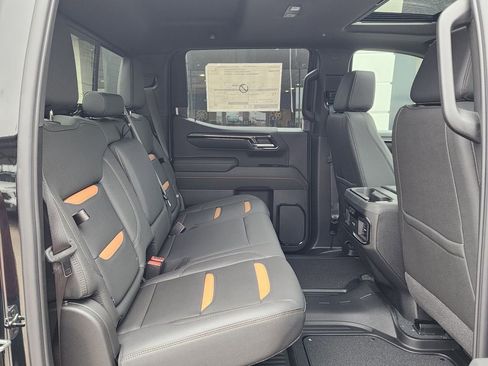 New 2026 GMC Sierra 1500 AT4 w/ AT4 Premium Package AWD/4WD image 44