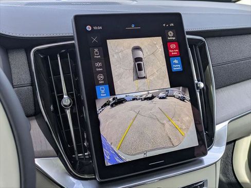 New 2026 Volvo XC90 T8 Ultra w/ Protection Package Premier AWD/4WD image 8