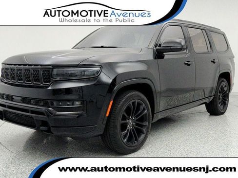 Used 2023 Jeep Grand Wagoneer Series III w/ Quick Order Packagew 28T AWD/4WD image 1