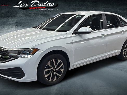 Used 2023 Volkswagen Jetta S image 2