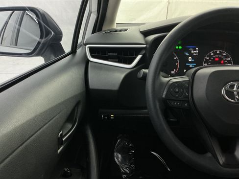 Used 2023 Toyota Corolla LE FWD image 32
