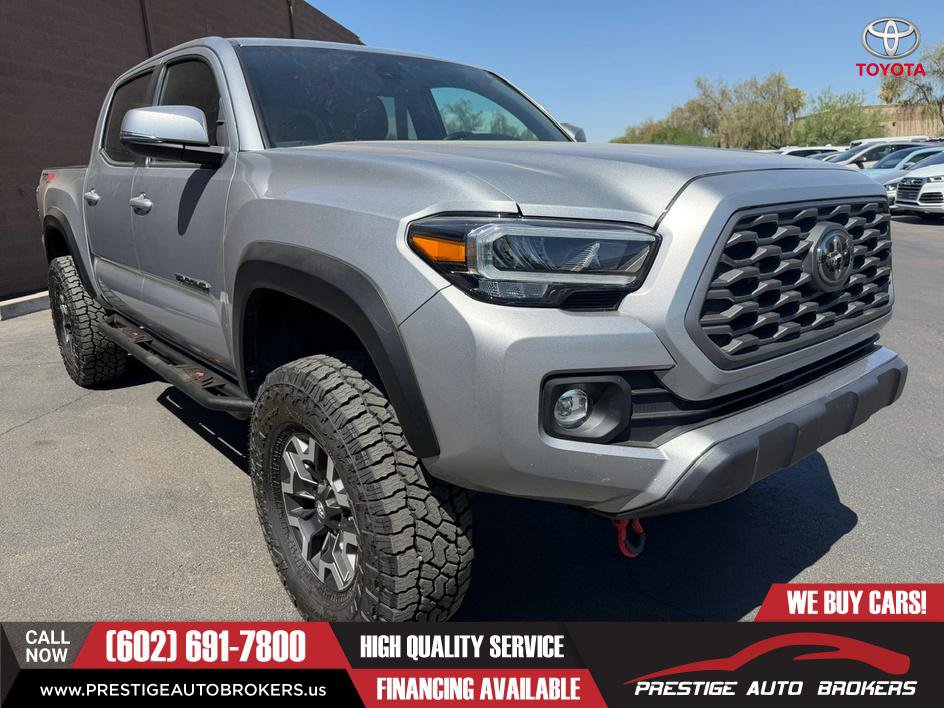 Used 2021 Toyota Tacoma TRD Off-Road w/ Technology Package AWD/4WD image 3