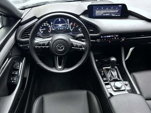 Certified 2025 MAZDA MAZDA3 s Sport image 12