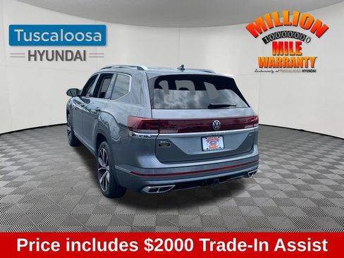 Used 2024 Volkswagen Atlas SEL Premium R-Line AWD/4WD image 5