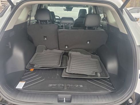 New 2026 Kia Sportage SX image 9