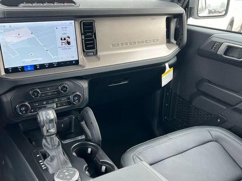 New 2026 Ford Bronco Outer Banks w/ Sasquatch Package AWD/4WD image 31