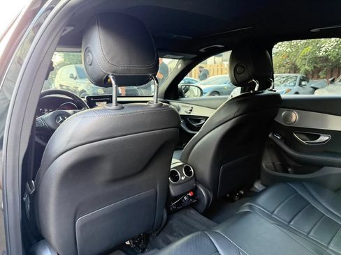 Used 2018 Mercedes-Benz C 300 Sedan image 19