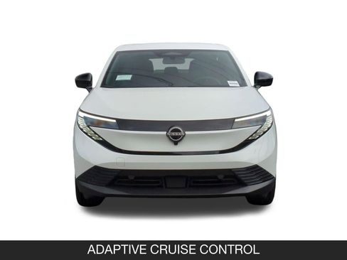New 2026 Nissan Leaf FWD image 4
