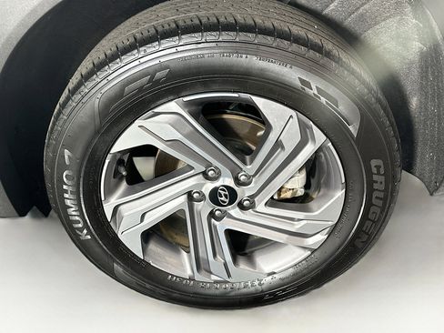 Used 2023 Hyundai Santa Fe SEL image 11