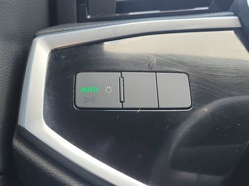 Used 2022 Audi Q3 2.0T Premium image 27